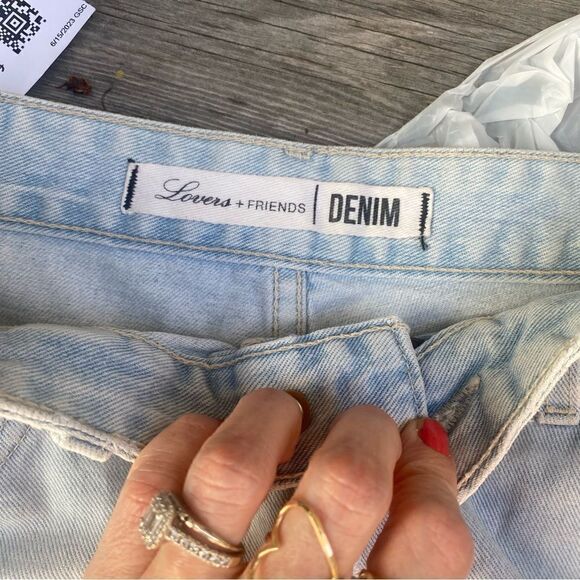 Lovers & friends light wash distressed denim shorts size 27 - Picture 6 of 8